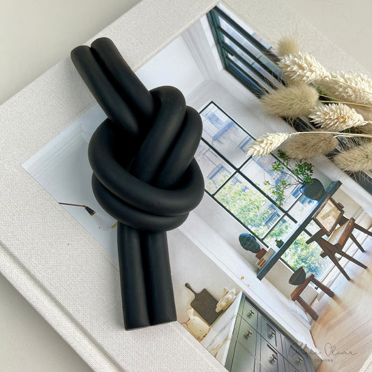 Decorative Paperweight Knot - Style 1