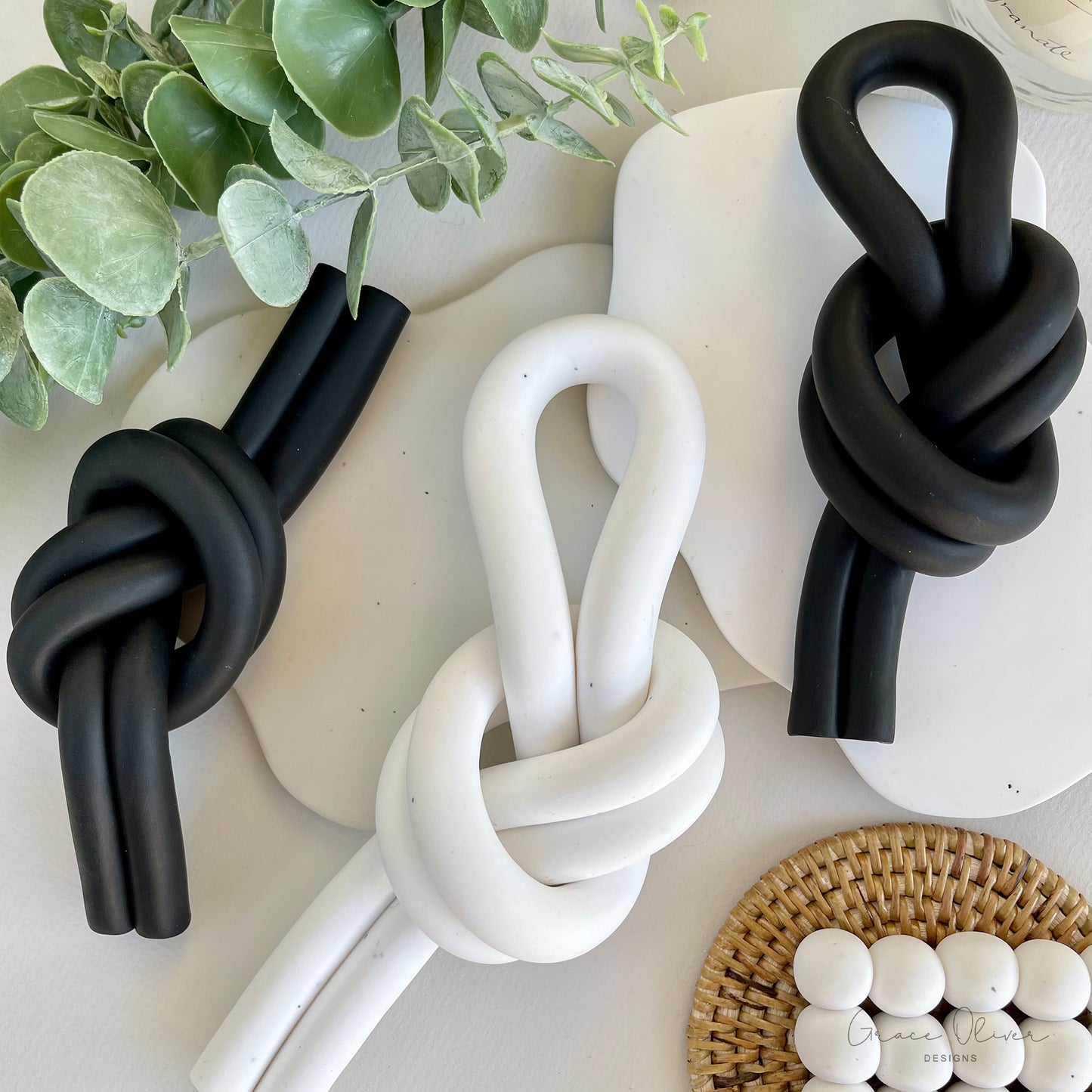 Decorative Paperweight Knot - Style 2