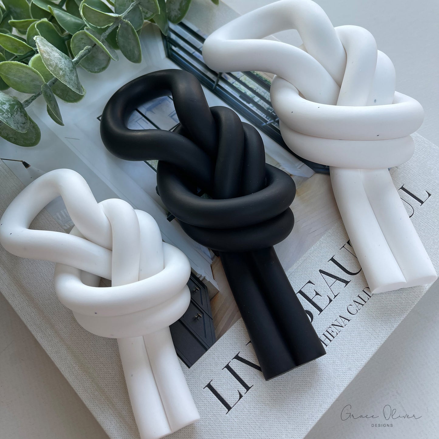 Decorative Paperweight Knot - Style 2