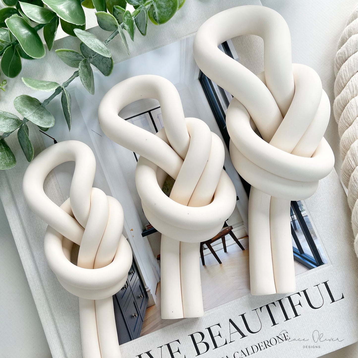 Decorative Paperweight Knot - Style 2