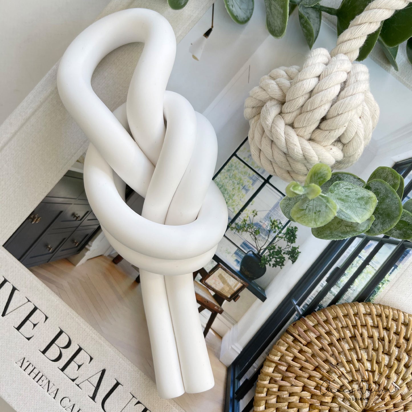 Decorative Paperweight Knot - Style 2